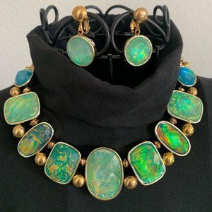 Choker, Chic,  Looks like Fire Opals